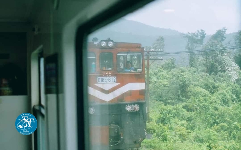 Đà Nẵng Huế tàu hoả 2