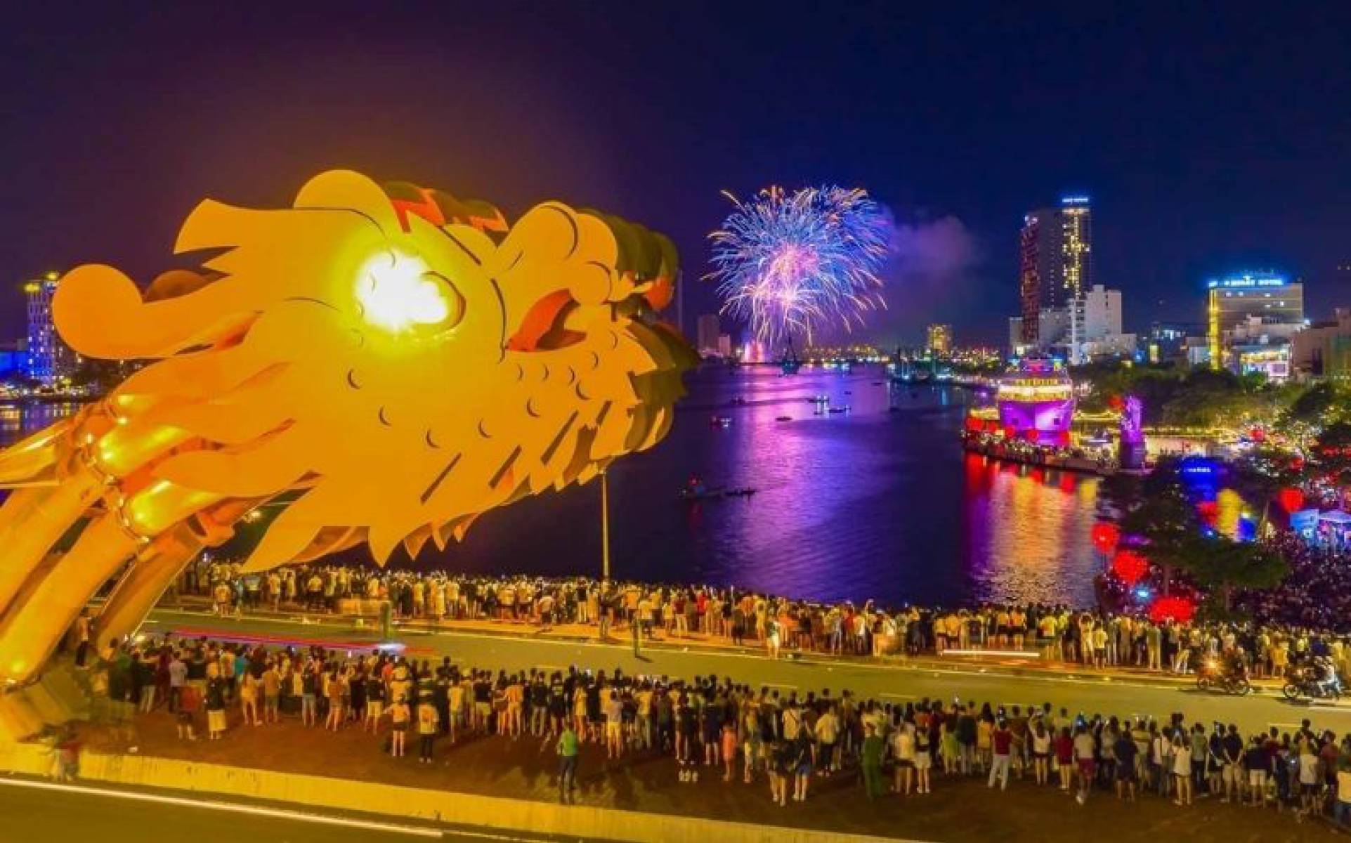 Danang International Fireworks Festival - A Feast of Light in the Sky