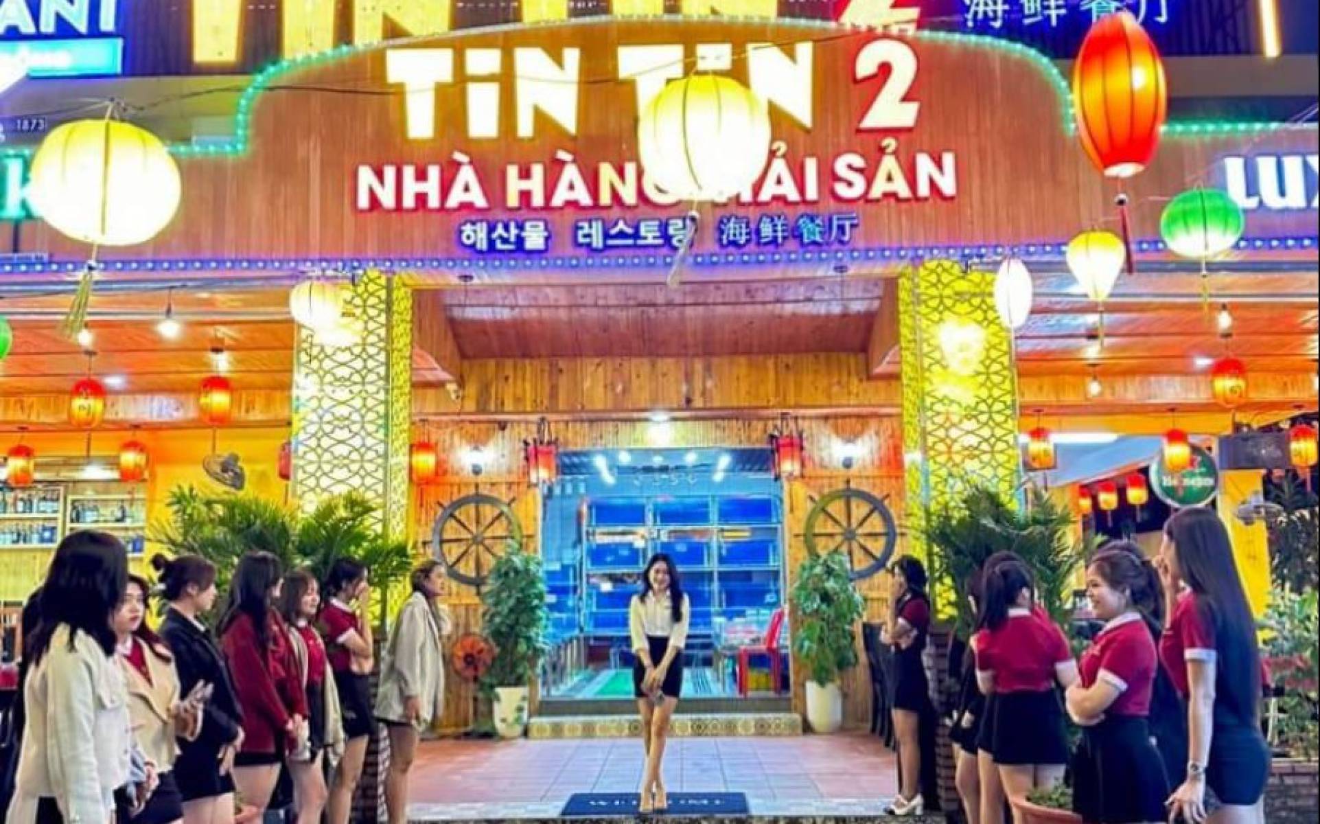 Welcome to Tin Tin Seafood Restaurant Da Nang